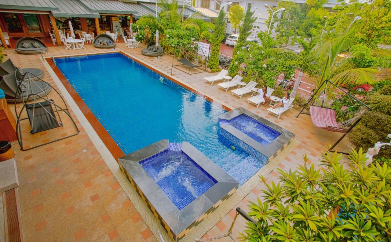 Mandalay Lodge Hotel 4*